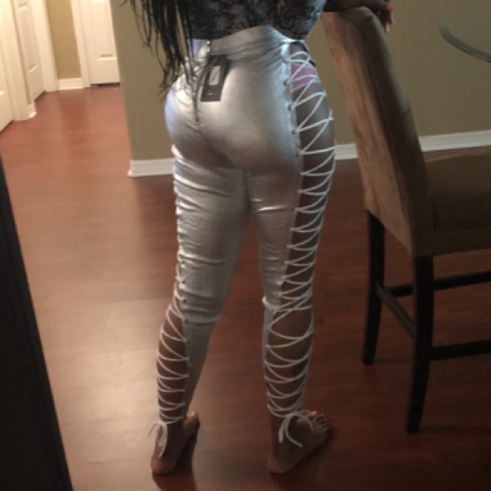 Laced Pants- Silver - Picture 4 of 6